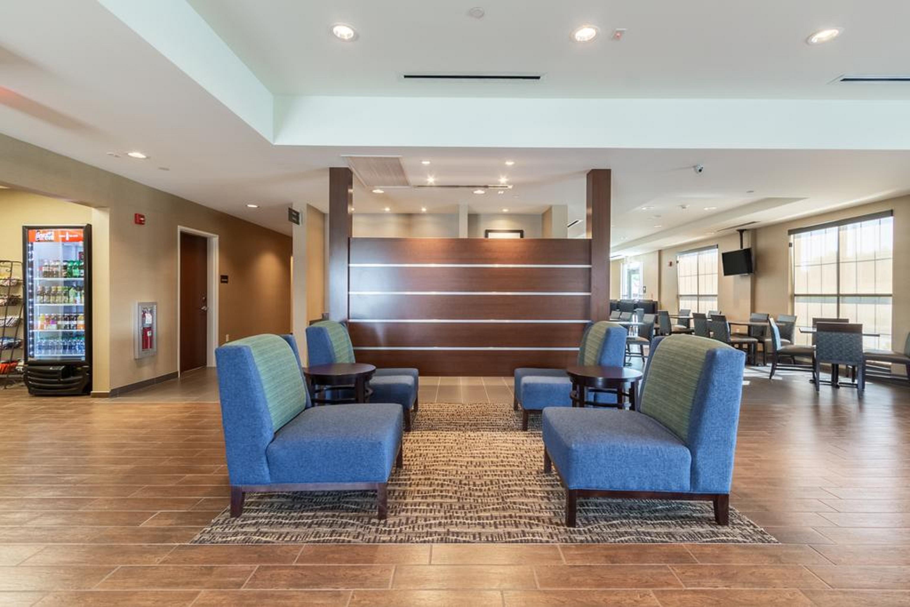 Comfort Inn & Suites - Harrisburg Airport - Hershey South Middletown  Екстер'єр фото