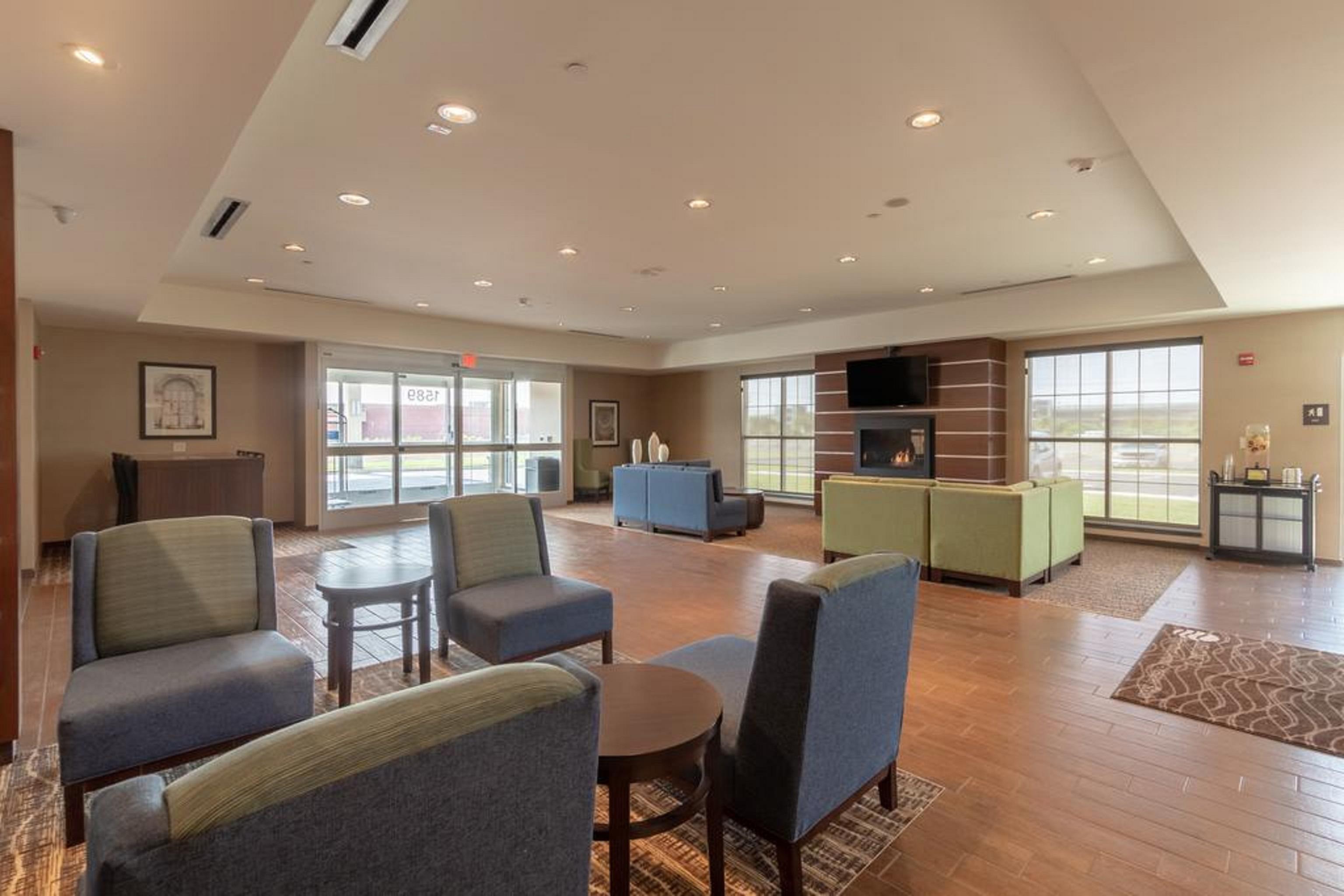Comfort Inn & Suites - Harrisburg Airport - Hershey South Middletown  Екстер'єр фото