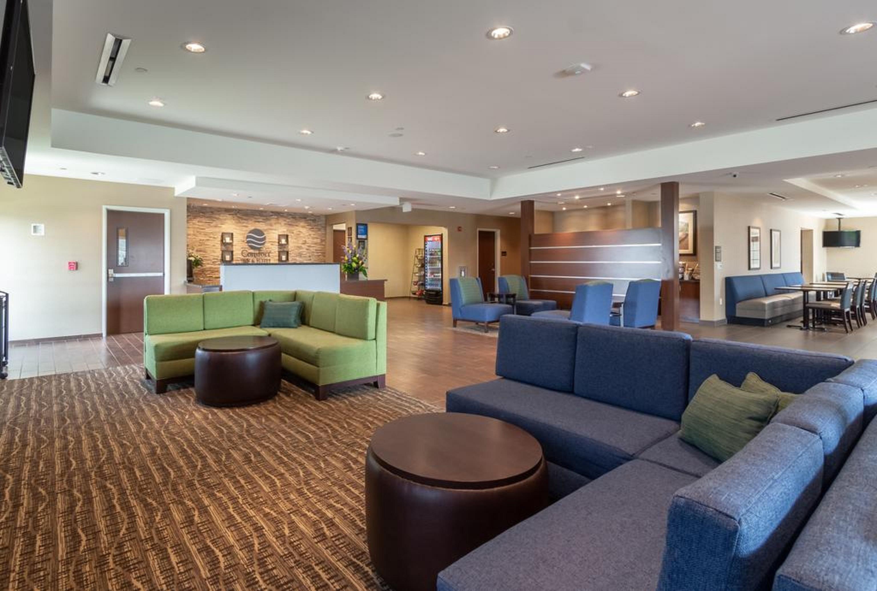 Comfort Inn & Suites - Harrisburg Airport - Hershey South Middletown  Екстер'єр фото