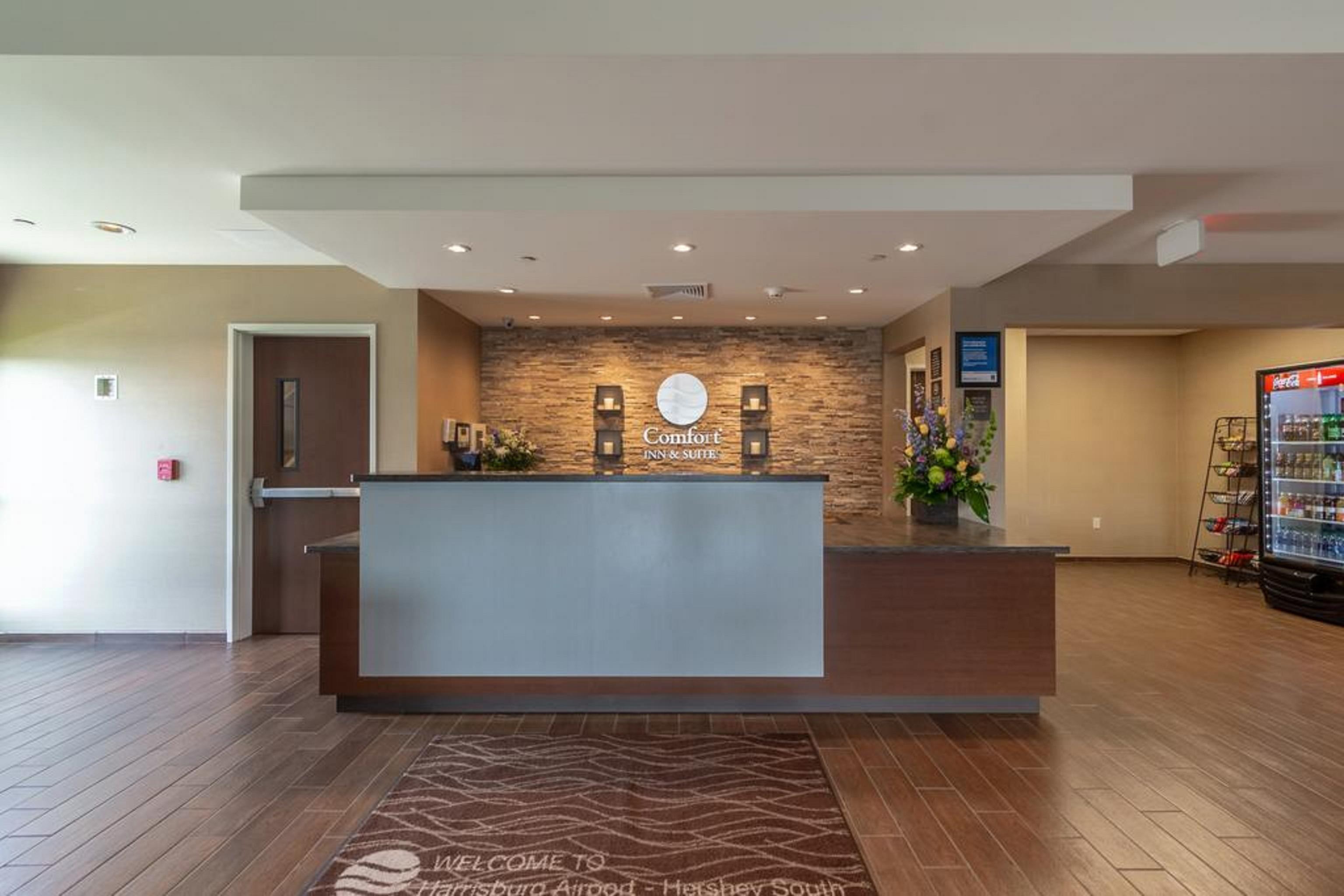 Comfort Inn & Suites - Harrisburg Airport - Hershey South Middletown  Екстер'єр фото